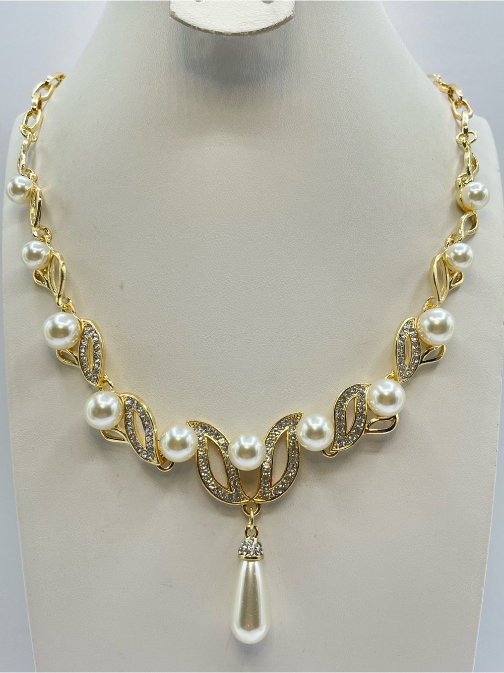 Gold Faux Pearl Crystal Drop Necklace Vintage Glam Statement Bridal